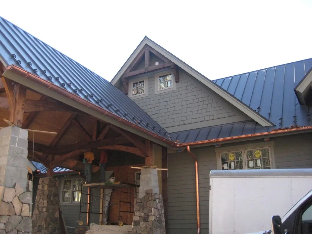 Craftsman Roofing team delivering quality roofing work in SeaTac